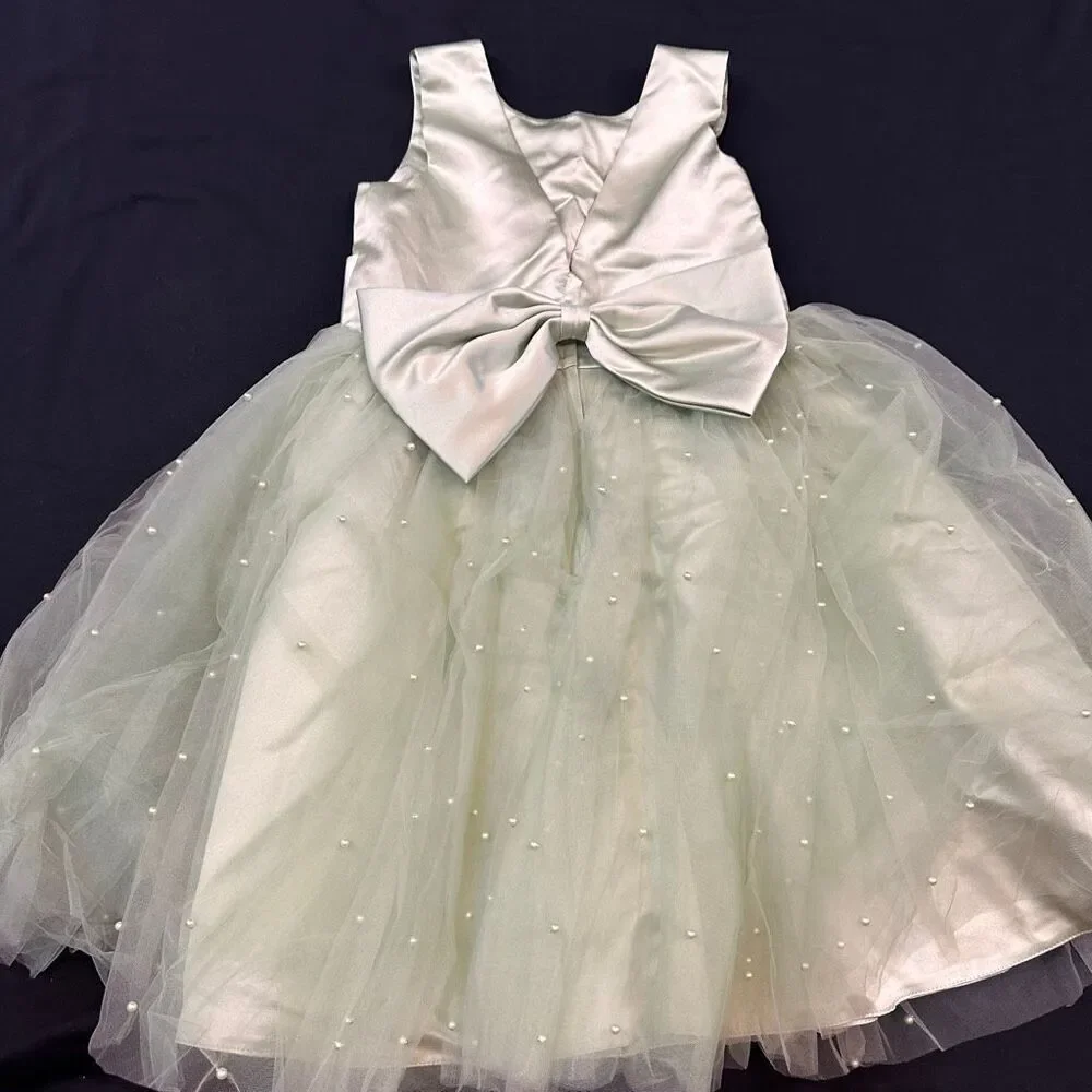 unbranded this dress
